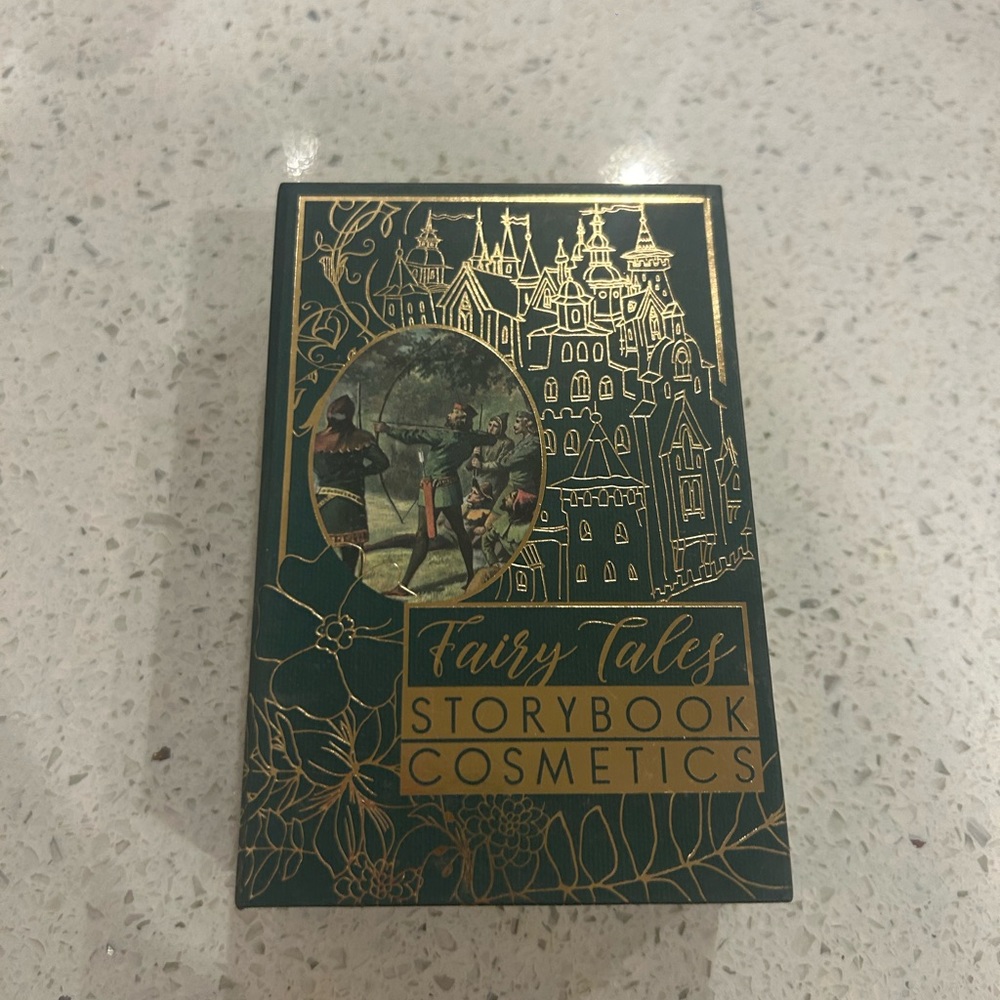 Fairytale Storytime Cosmetics: RobinHood!!